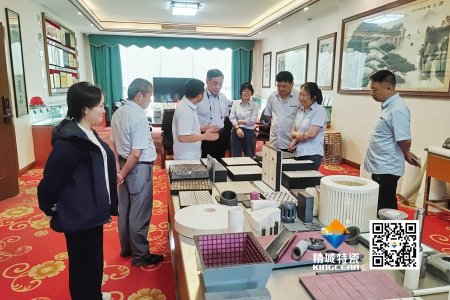清华大学潘伟教授到访Z6尊龙凯时特瓷，，，，共探先进陶瓷生长新机缘